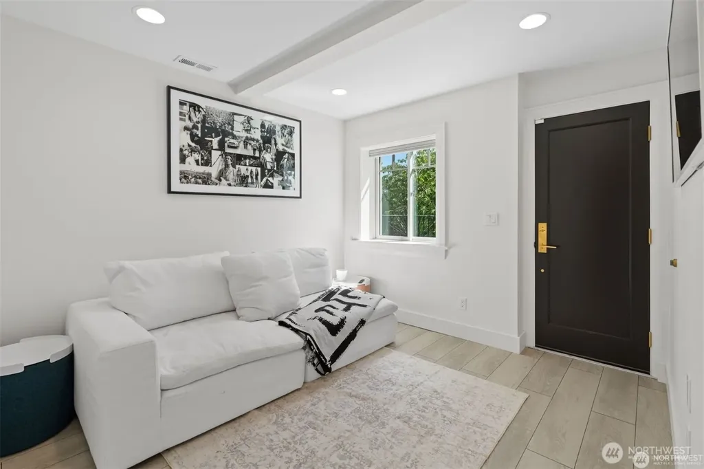 312 Prospect Street Seattle WA 98109