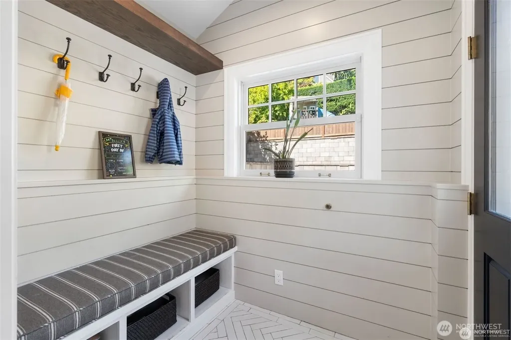 312 Prospect Street Seattle WA 98109