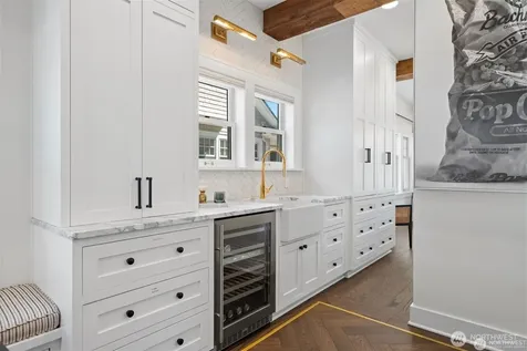 312 Prospect Street Seattle WA 98109