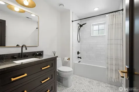 312 Prospect Street Seattle WA 98109