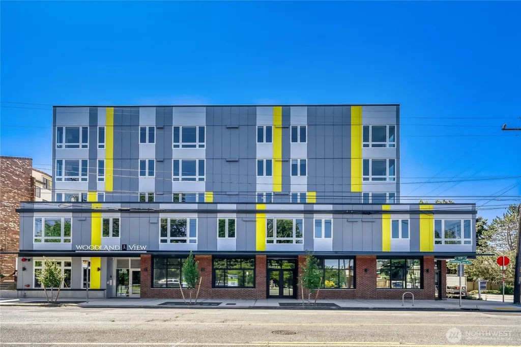 5819 Phinney Avenue N Seattle WA 98103