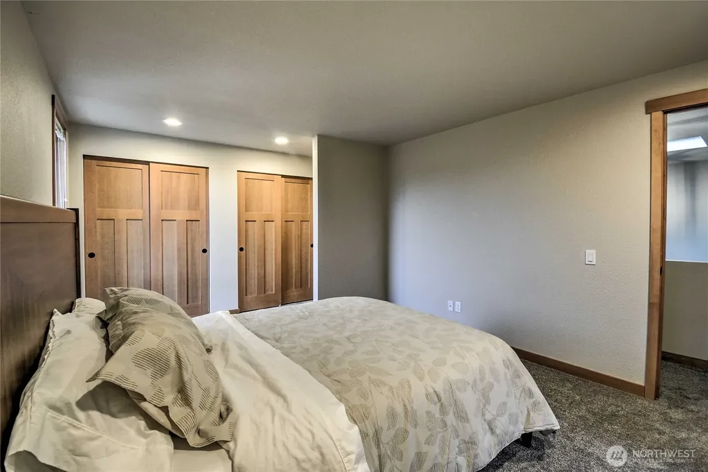 2421 98th Avenue Ct E Edgewood WA 98371