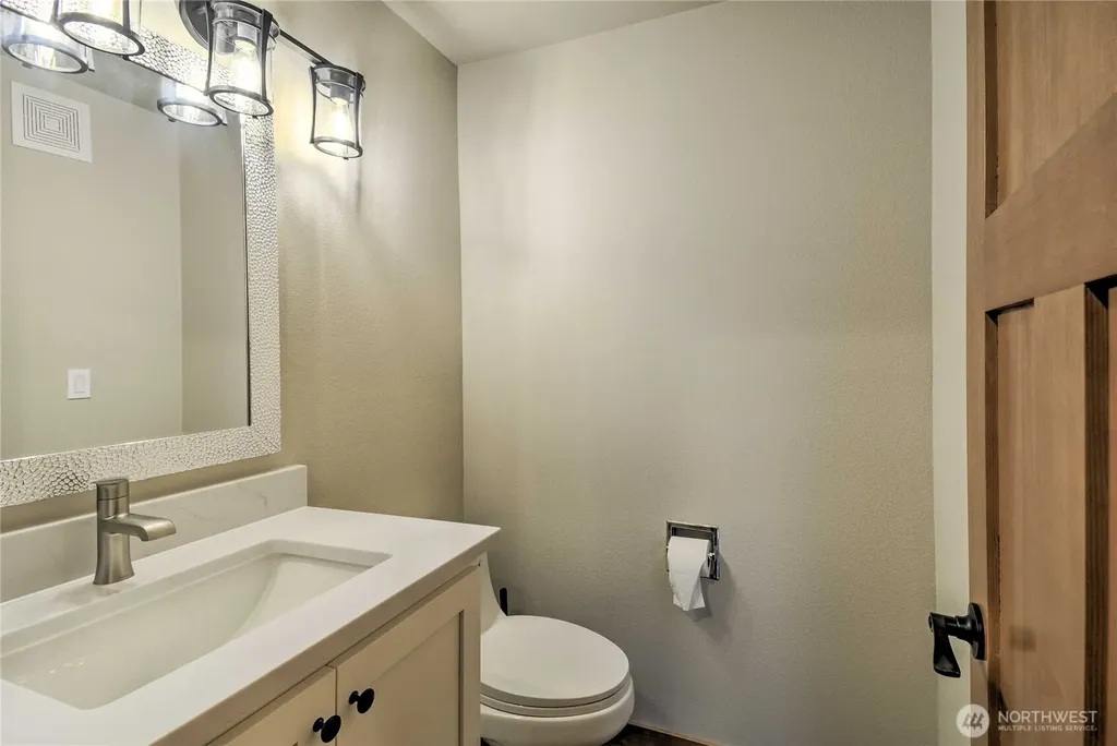 2421 98th Avenue Ct E Edgewood WA 98371