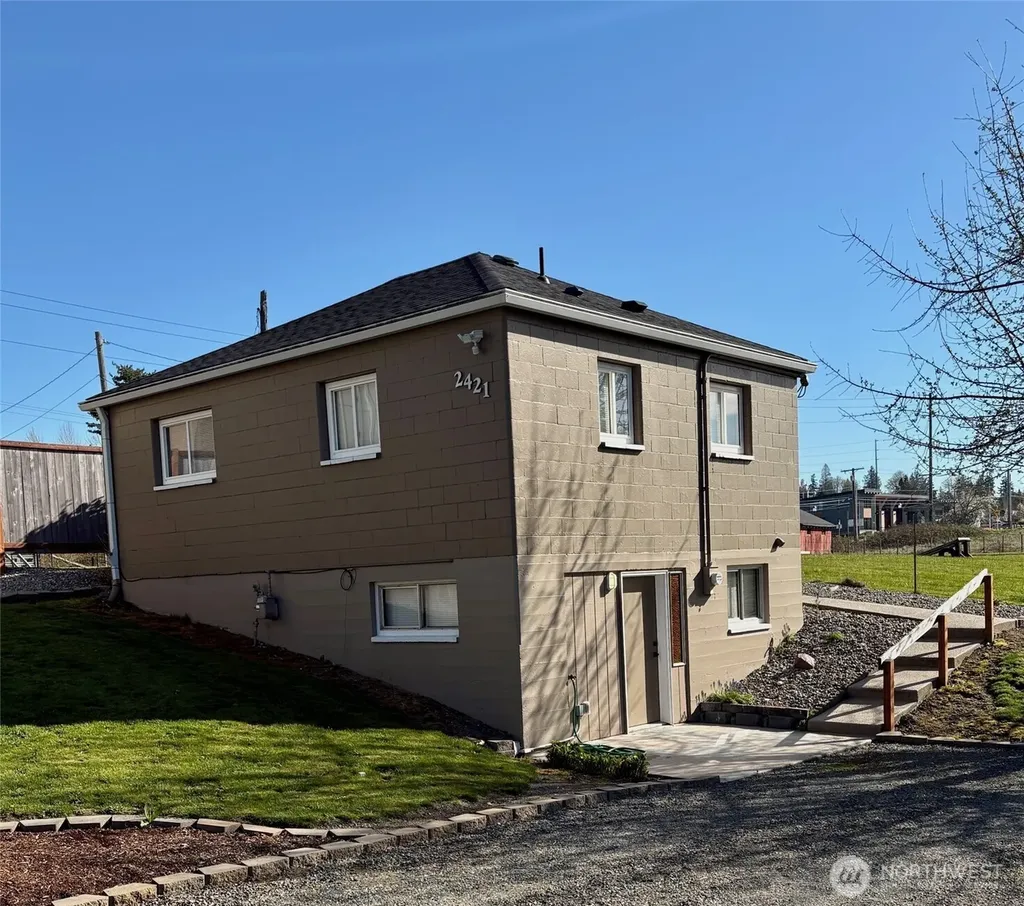 2421 98th Avenue Ct E Edgewood WA 98371