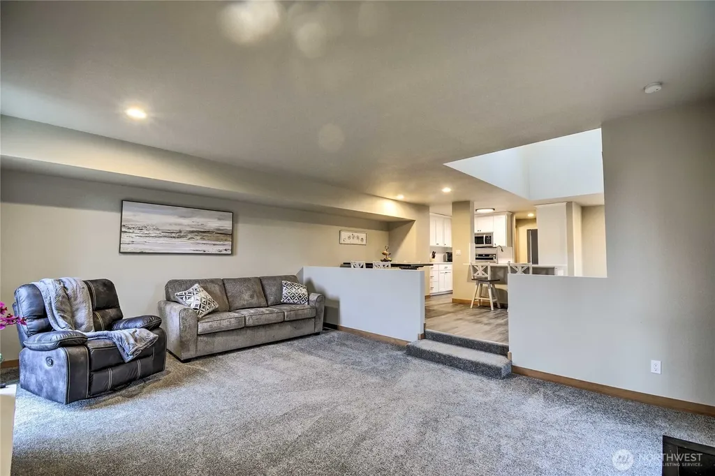 2421 98th Avenue Ct E Edgewood WA 98371