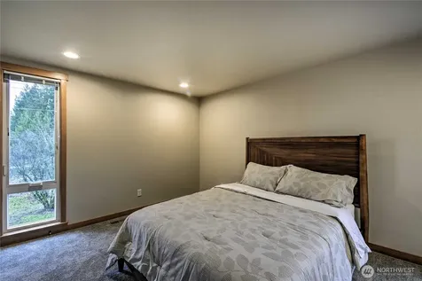 2421 98th Avenue Ct E Edgewood WA 98371