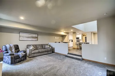 2421 98th Avenue Ct E Edgewood WA 98371