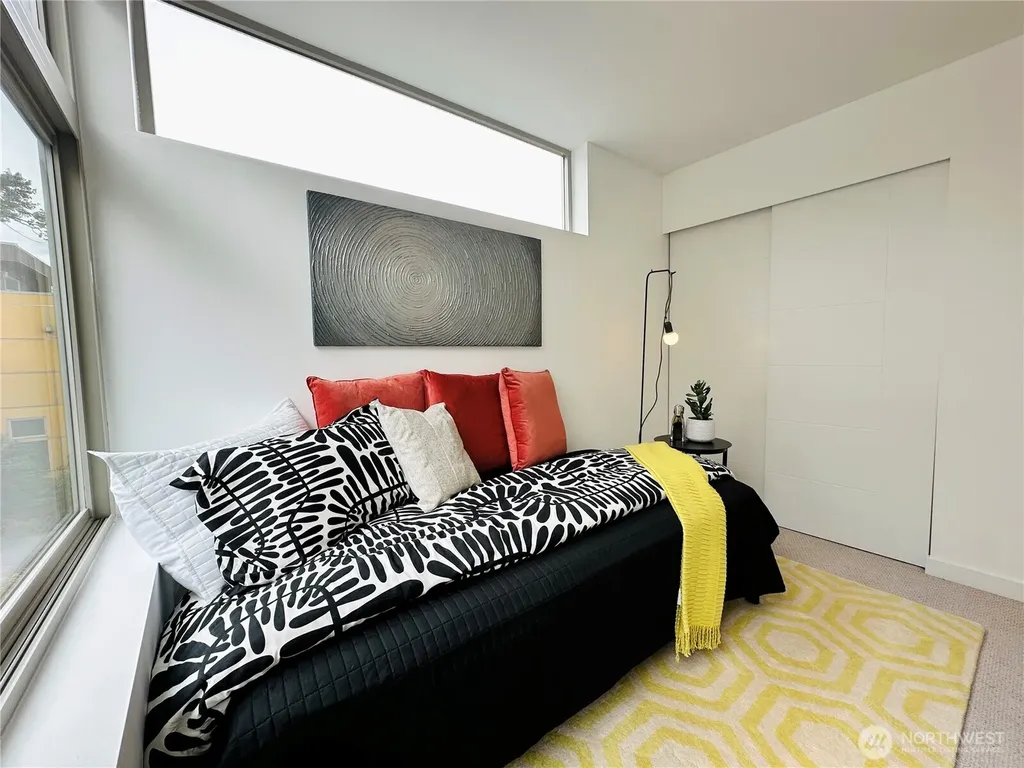 3638 B Courtland Place S Seattle WA 98144
