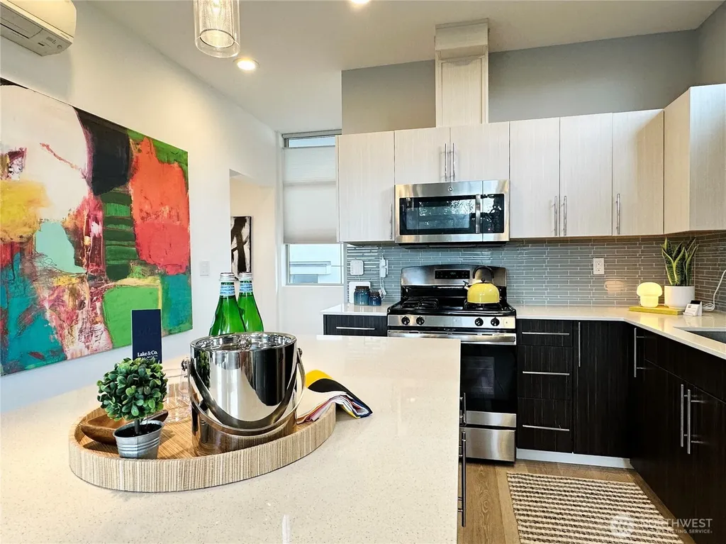 3638 B Courtland Place S Seattle WA 98144