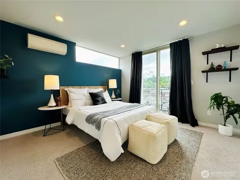 3638 B Courtland Place S Seattle WA 98144