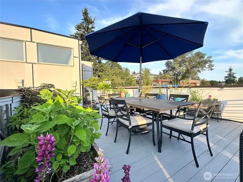 3638 B Courtland Place S Seattle WA 98144