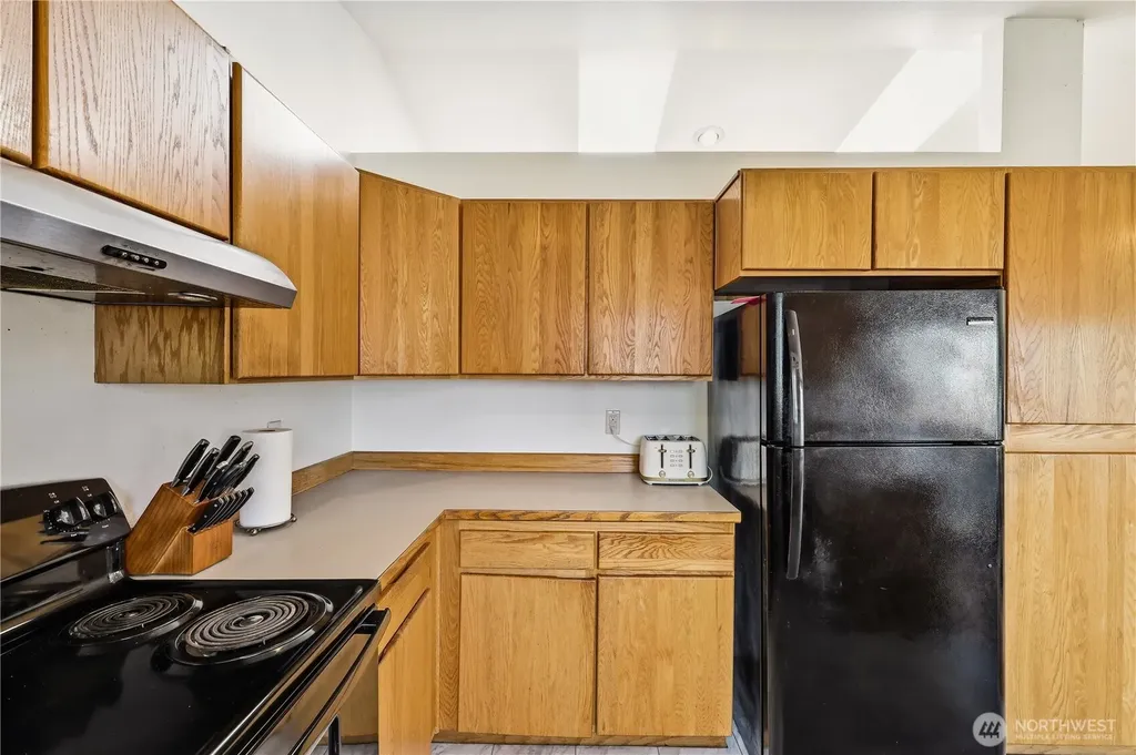 417 Yakima Boulevard Pacific WA 98047