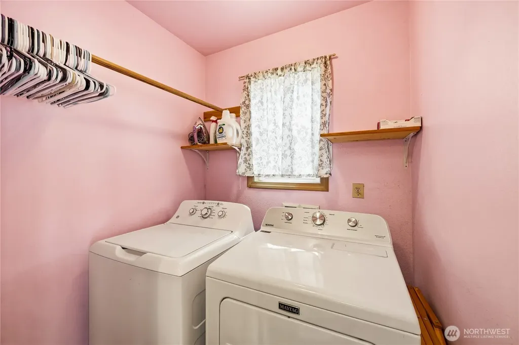 417 Yakima Boulevard Pacific WA 98047
