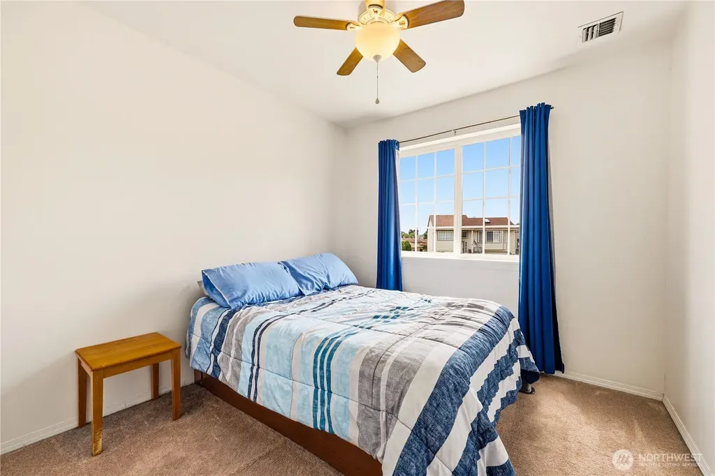 417 Yakima Boulevard Pacific WA 98047