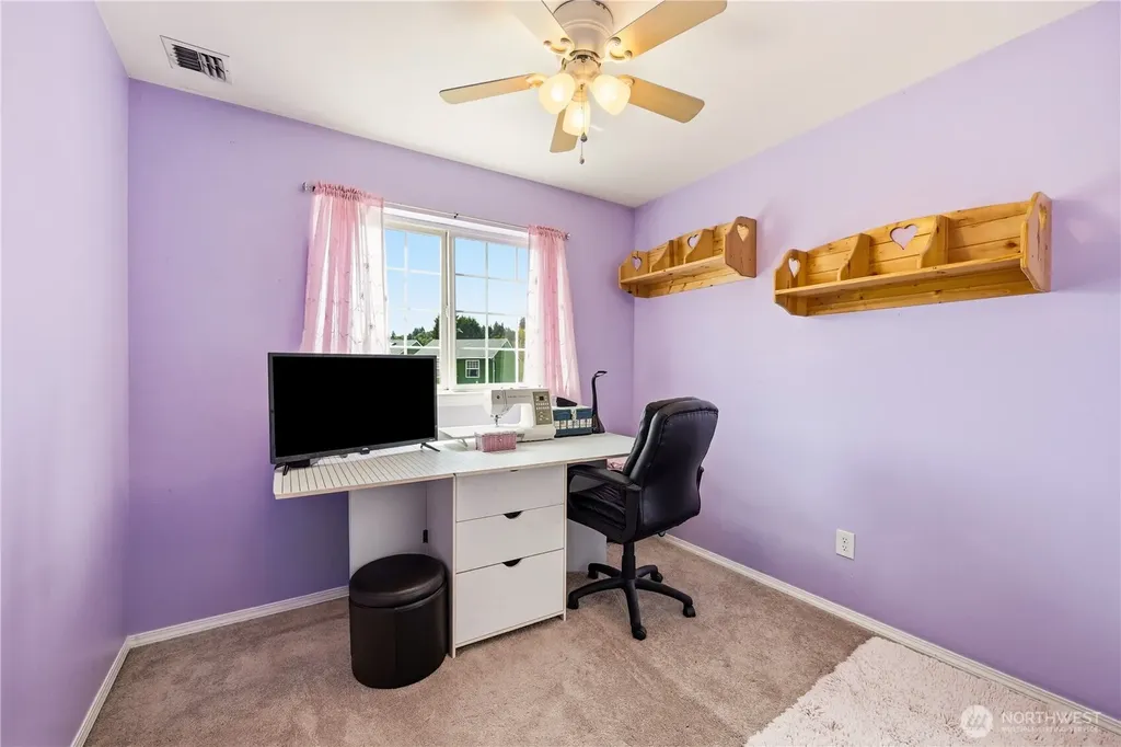 417 Yakima Boulevard Pacific WA 98047
