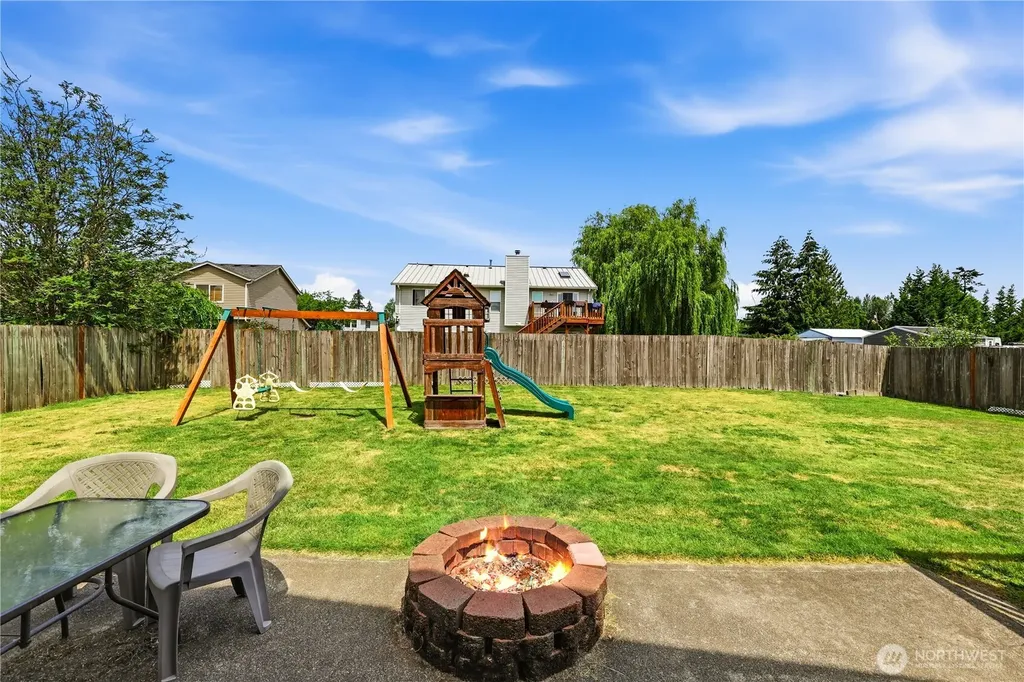 417 Yakima Boulevard Pacific WA 98047