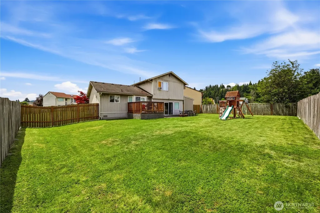 417 Yakima Boulevard Pacific WA 98047