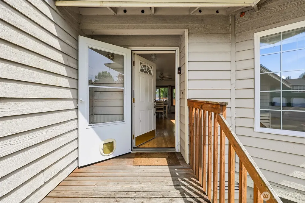 417 Yakima Boulevard Pacific WA 98047