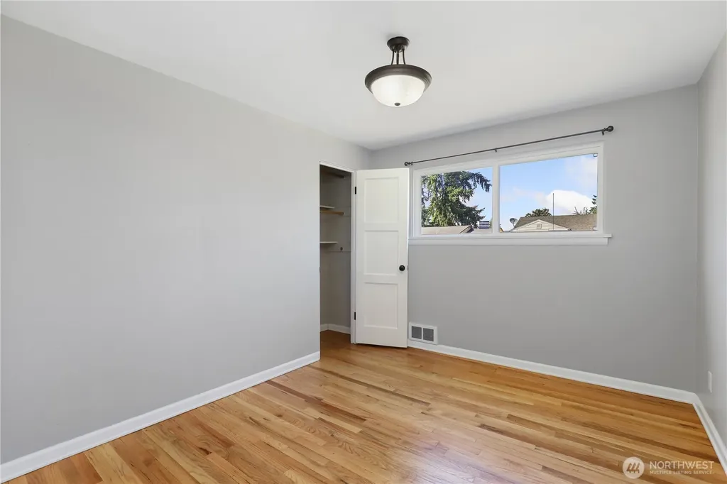 1208 115th Street S Tacoma WA 98444