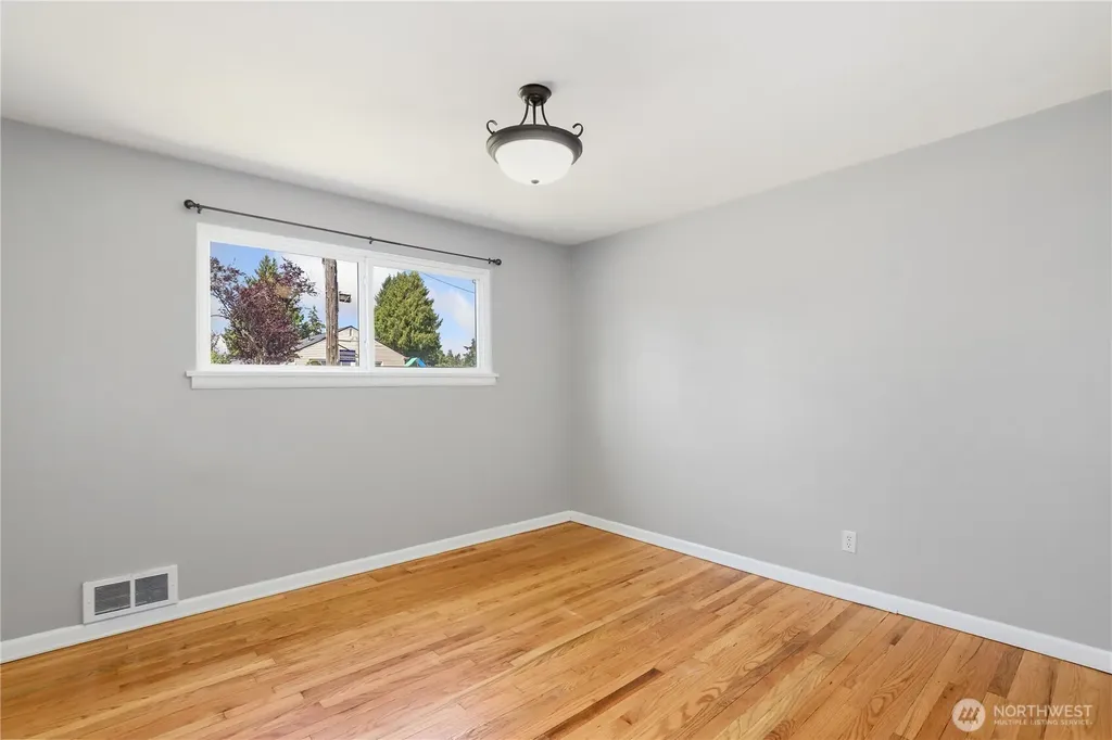 1208 115th Street S Tacoma WA 98444