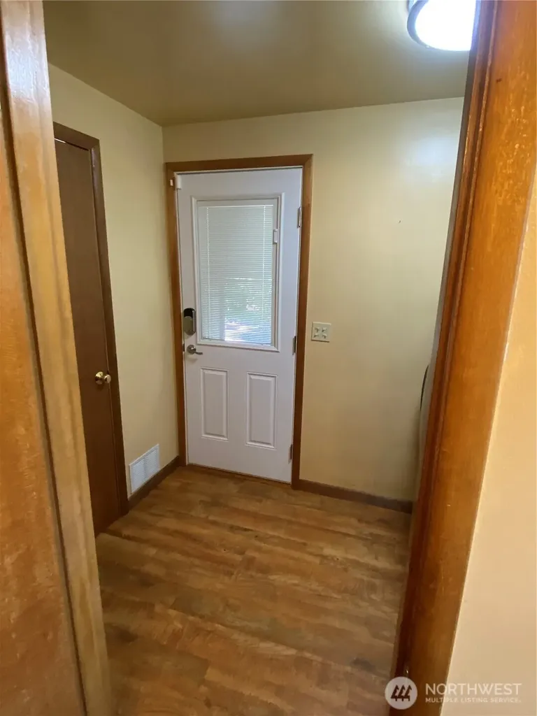 6609 Husky Way SE Lacey WA 98503