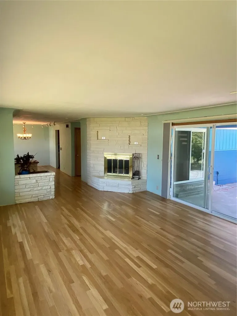 6609 Husky Way SE Lacey WA 98503