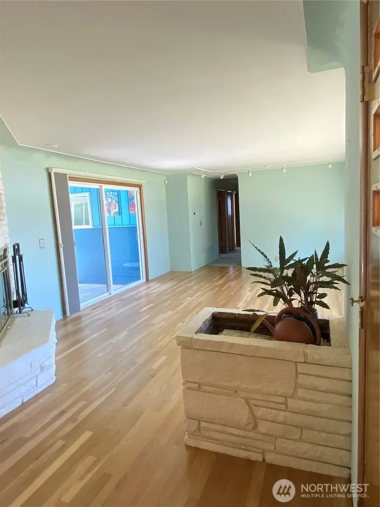 6609 Husky Way SE Lacey WA 98503