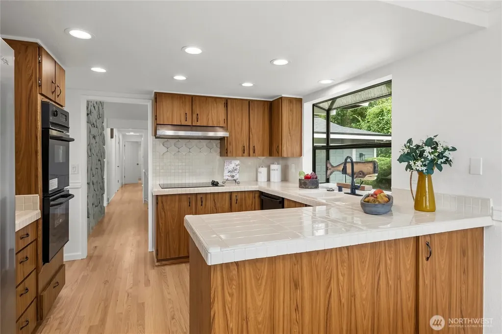 13214 Emerald Drive NW Gig Harbor WA 98329