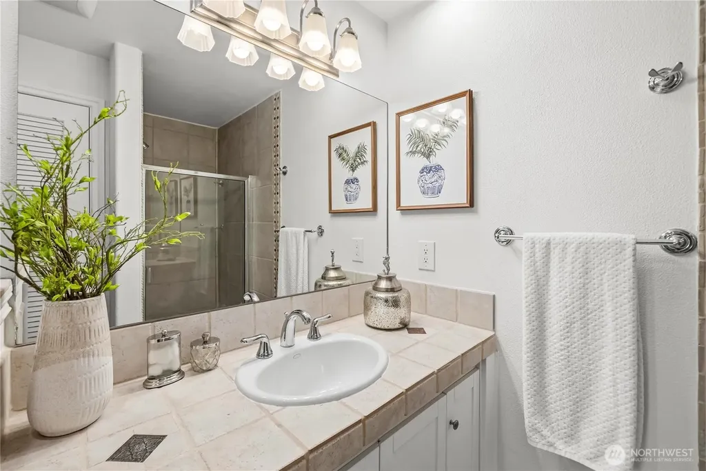 13214 Emerald Drive NW Gig Harbor WA 98329