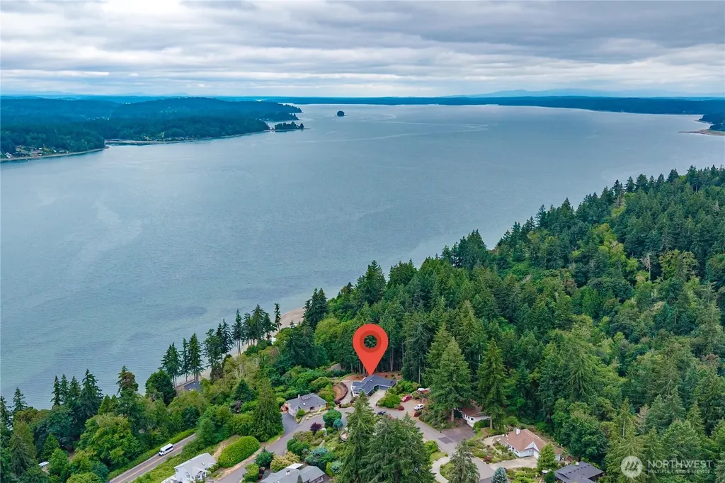 13214 Emerald Drive NW Gig Harbor WA 98329