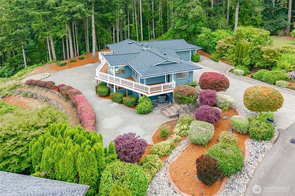 13214 Emerald Drive NW Gig Harbor WA 98329
