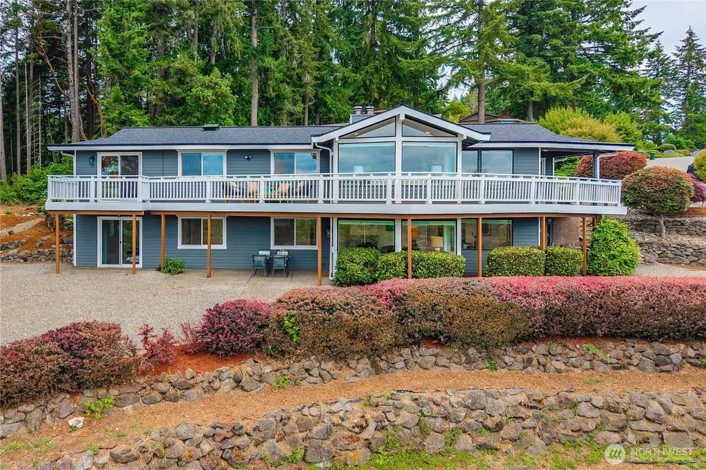 13214 Emerald Drive NW Gig Harbor WA 98329