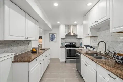 13214 Emerald Drive NW Gig Harbor WA 98329