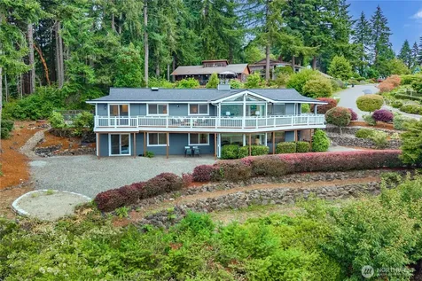 13214 Emerald Drive NW Gig Harbor WA 98329