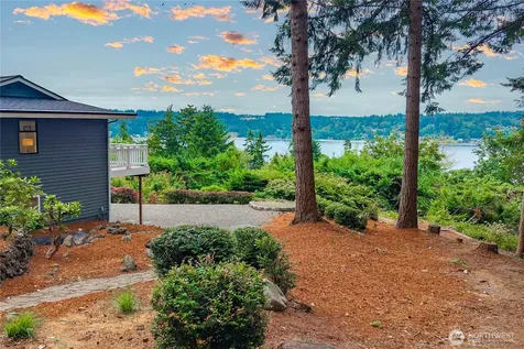 13214 Emerald Drive NW Gig Harbor WA 98329