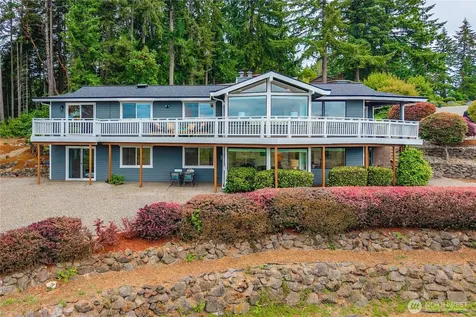 13214 Emerald Drive NW Gig Harbor WA 98329