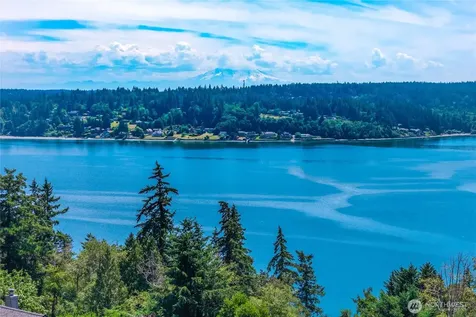 13214 Emerald Drive NW Gig Harbor WA 98329
