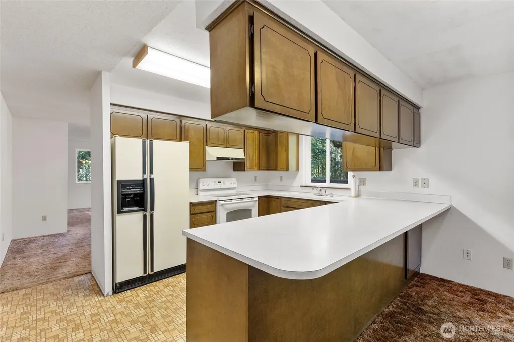 5582 NW Gross Road Bremerton WA 98312