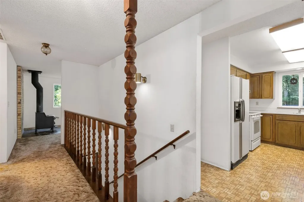 5582 NW Gross Road Bremerton WA 98312