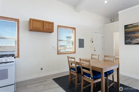 913 Riley Road Oak Harbor WA 98277