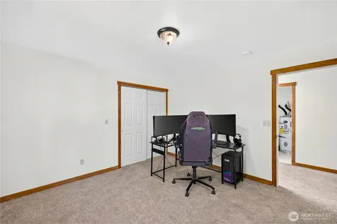 17261 Golden View Avenue La Conner WA 98257