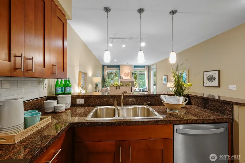 51 Pine Street Edmonds WA 98020