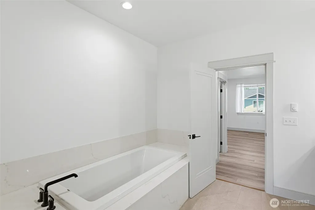142 E Cobblestone Lane Sequim WA 98382