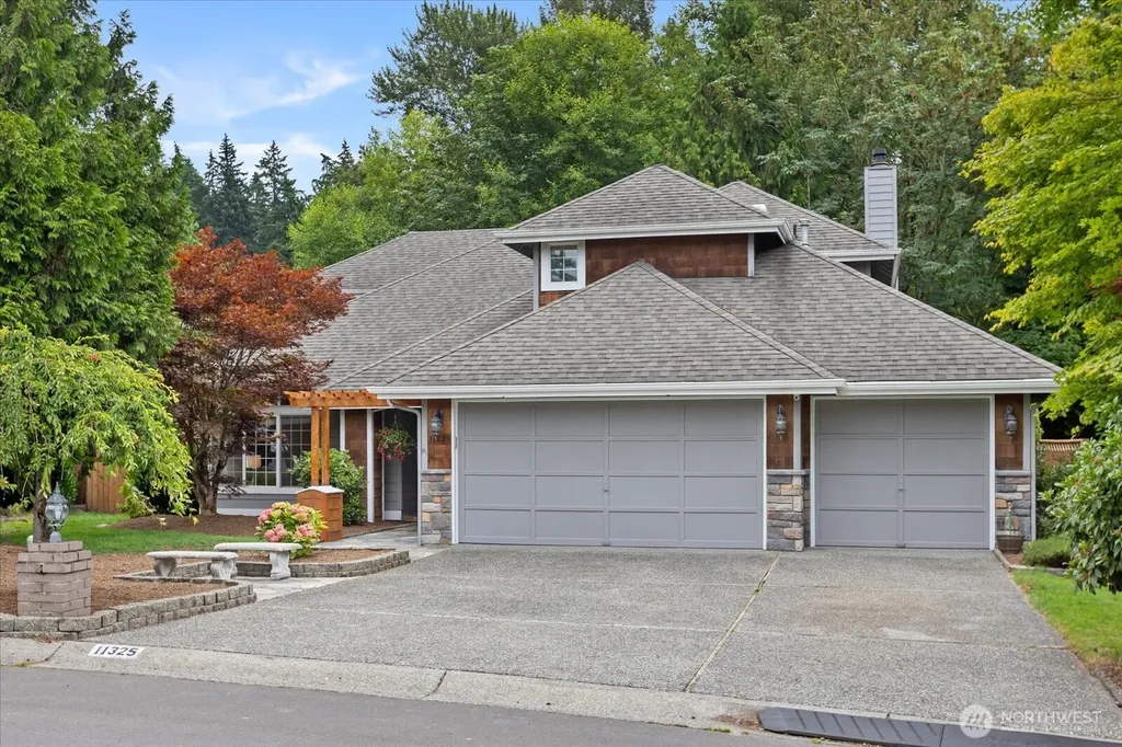 11325 NE 144th Place Kirkland WA 98034