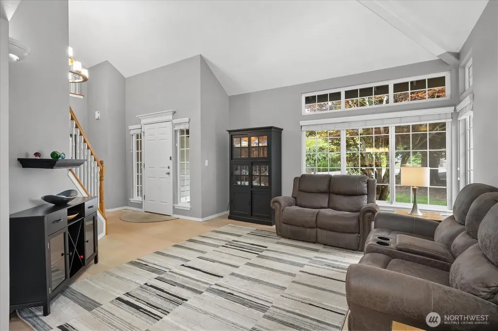 11325 NE 144th Place Kirkland WA 98034