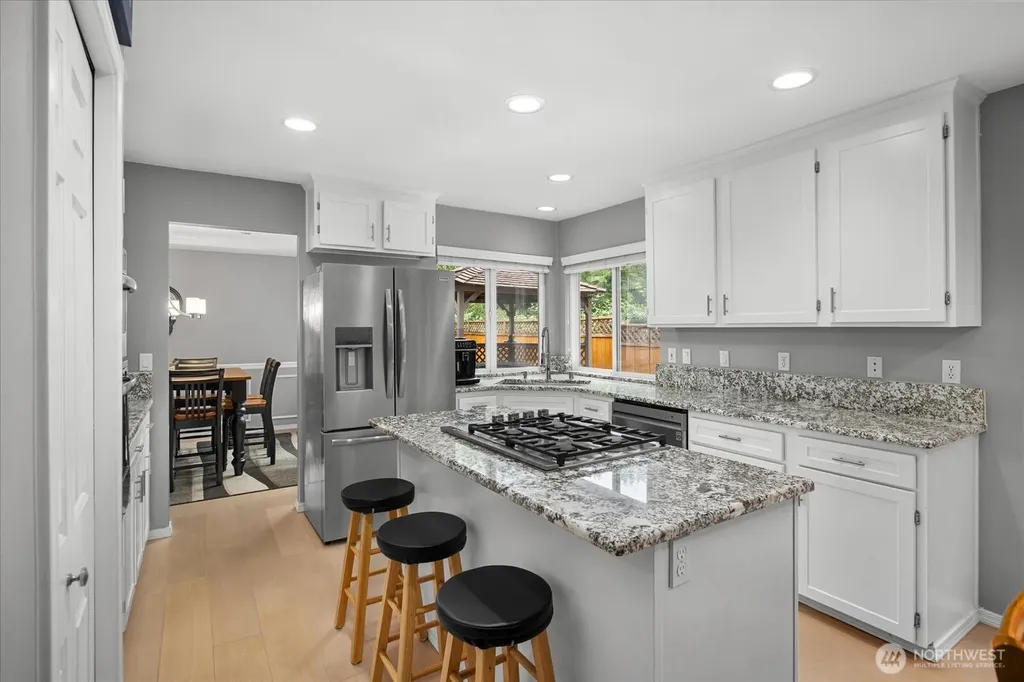 11325 NE 144th Place Kirkland WA 98034