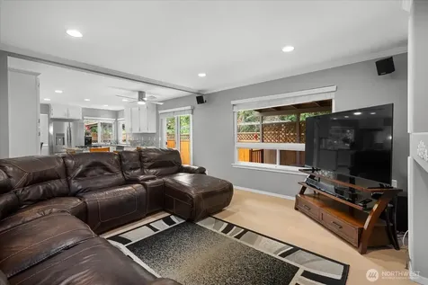 11325 NE 144th Place Kirkland WA 98034