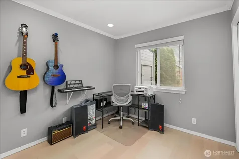 11325 NE 144th Place Kirkland WA 98034