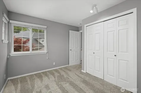 11325 NE 144th Place Kirkland WA 98034