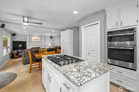 11325 NE 144th Place Kirkland WA 98034